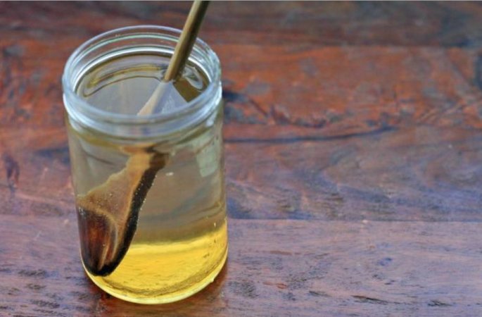 Kombinacija meda i vode može stimulirati pohranjenu masnoću
