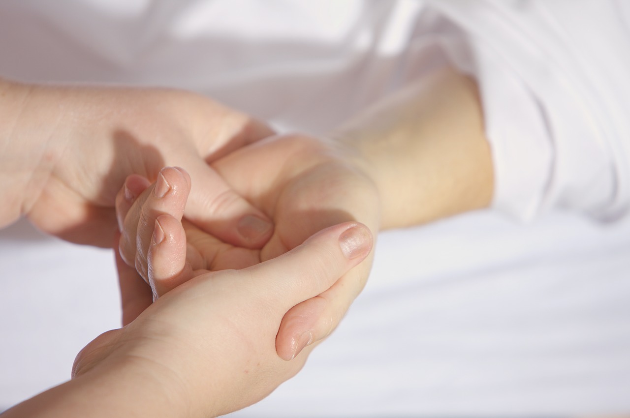 s bolovima u zglobovima pomoći će meloksikam zajednički bol tremor u ruci